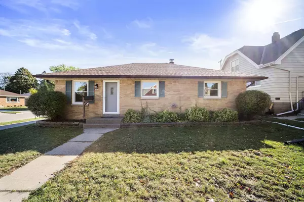 3675 E Wanda AVENUE, Cudahy, WI 53110