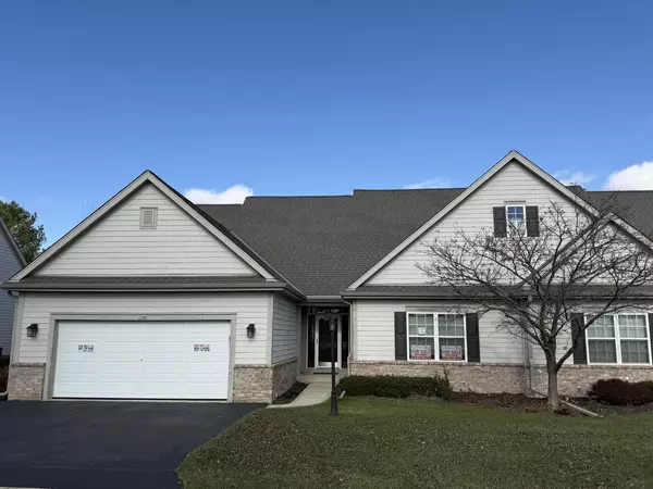 Slinger, WI 53086,1790 Cedar Ridge DRIVE #415-2