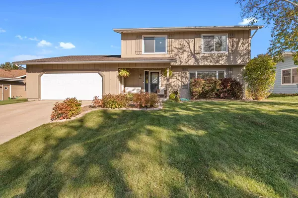 544 W Beutel ROAD, Port Washington, WI 53074