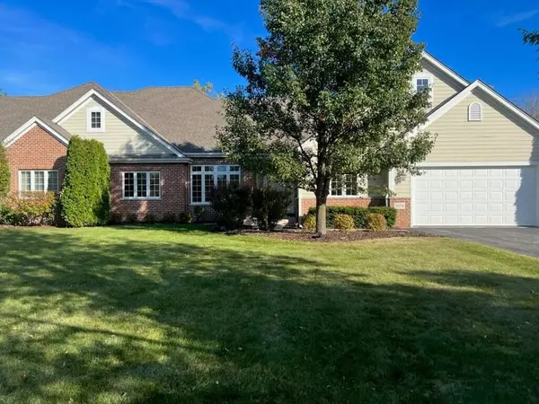 11276 N River Birch DRIVE, Mequon, WI 53092