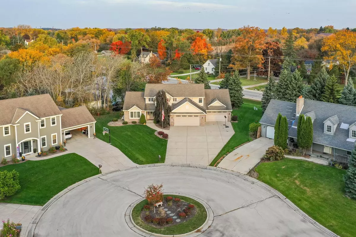 Mount Pleasant, WI 53406,8940 Marie COURT