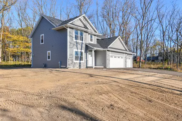 Muskego, WI 53150,S85W17718 Woods ROAD