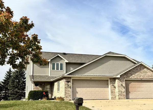 1018 Autumn DRIVE #1, West Bend, WI 53090