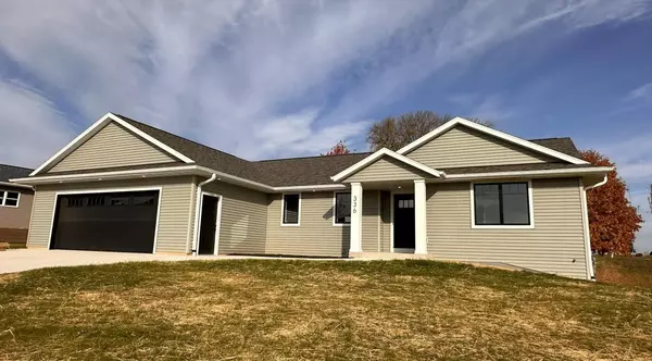 336 Eastfield DRIVE, Oostburg, WI 53070