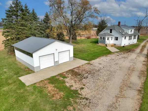 Kansasville, WI 53139,450 224th AVENUE