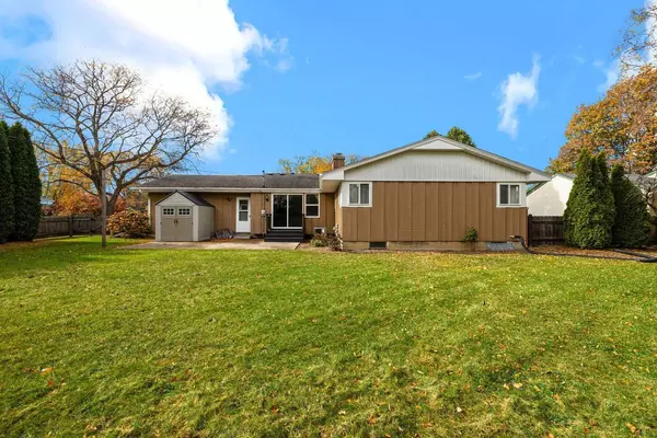 Glendale, WI 53209,6928 N Bethmaur LANE