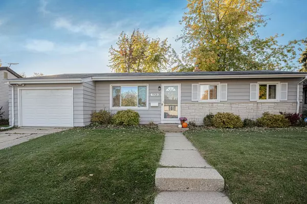 1908 17th AVENUE, Kenosha, WI 53140