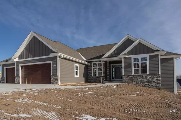 W253N5552 Crescent Hill DRIVE, Sussex, WI 53089