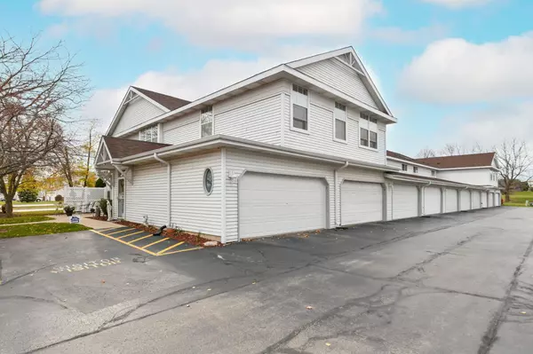 Cudahy, WI 53110,3330 E College AVENUE #1