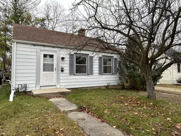 619 S Indiana AVENUE, West Bend, WI 53095