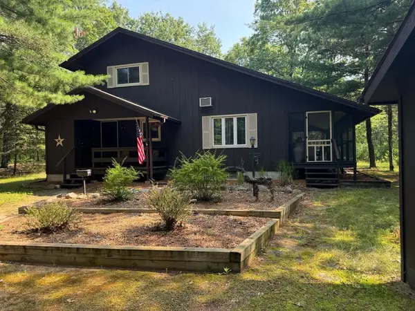 1560 Kingswood TRAIL, Nekoosa, WI 54457