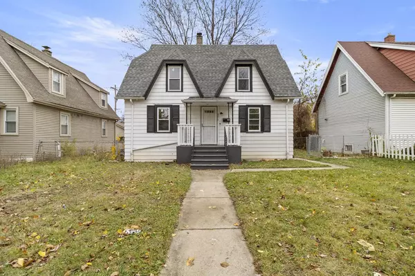 2616 N 54th STREET, Milwaukee, WI 53210