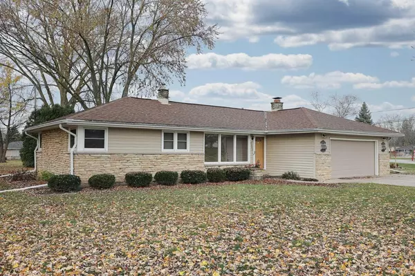 8501 S 36th STREET, Franklin, WI 53132