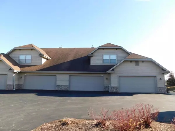 Grafton, WI 53024,1724 New Port Vista DRIVE #1724