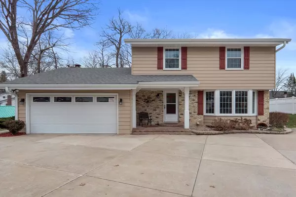 W180S6698 Muskego DRIVE, Muskego, WI 53150