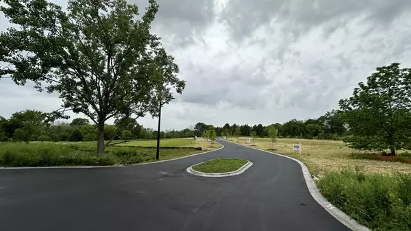 Mequon, WI 53092,Lt3 THE GREEN AT MEQUON