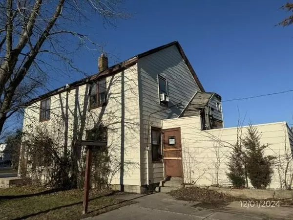 7948 W Appleton AVENUE, Milwaukee, WI 53218