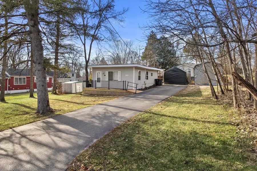 N3197 Beach ROAD, Lake Geneva, WI 53147