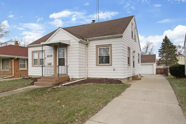 4209 22nd AVENUE, Kenosha, WI 53140