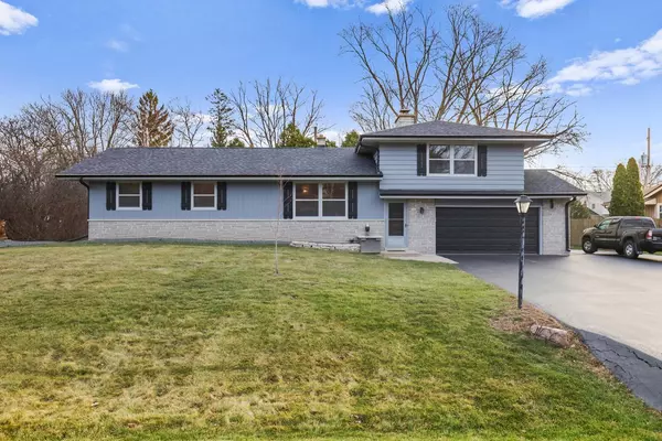 9166 N Silver Brook LANE, Brown Deer, WI 53223