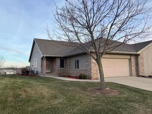 209 Heritage DRIVE #24, Fort Atkinson, WI 53538