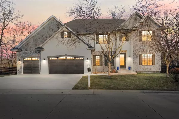 6461 Blue Heron Pointe DRIVE, Waterford, WI 53185