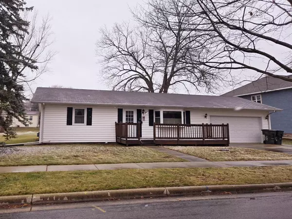 522 S Clark STREET, Whitewater, WI 53190