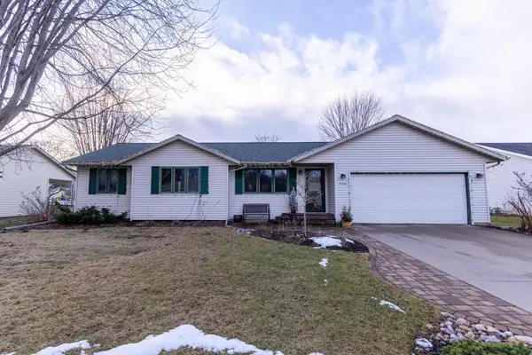 Holmen, WI 54636,3006 Locust AVENUE S