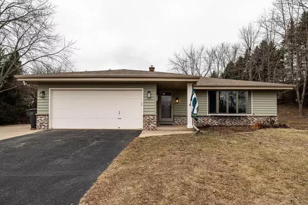 S86W31353 Meyer DRIVE, Mukwonago, WI 53149