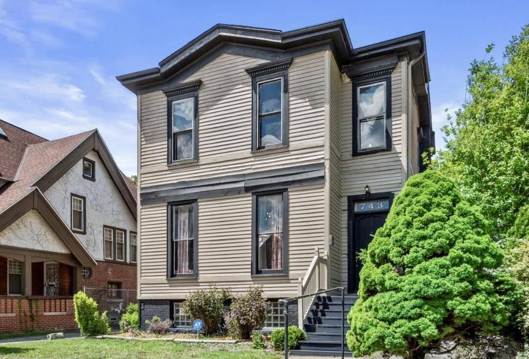 Milwaukee, WI 53208,743 N 32nd STREET