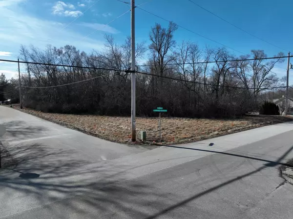 Burlington, WI 53105,Lt1 CHARLES YOUNG DRIVE