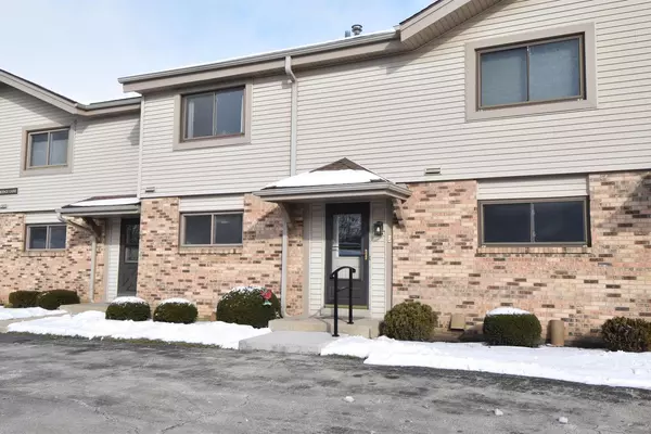 5830 Cambridge LANE #5, Mount Pleasant, WI 53406