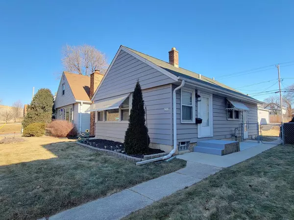 4206 S 4th STREET, Milwaukee, WI 53207