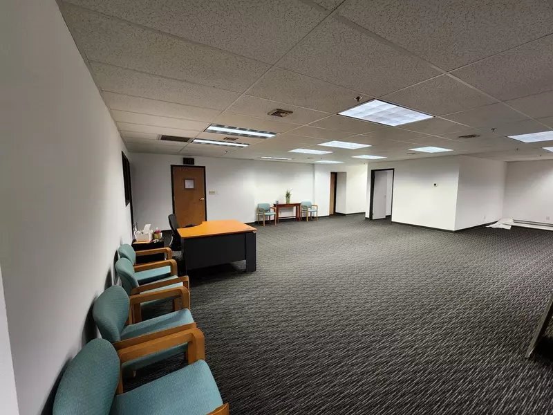 15850 W Bluemound ROAD #15, Brookfield, WI 53005