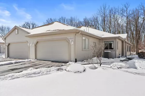 W175N8109 Robin CIRCLE, Menomonee Falls, WI 53051