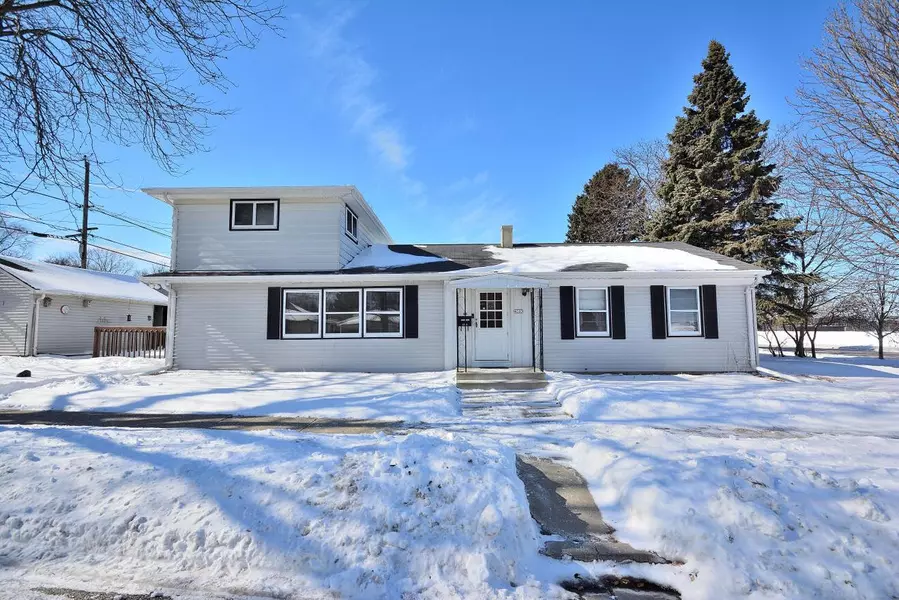 4303 S Swift AVENUE, Cudahy, WI 53110
