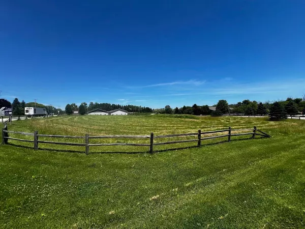 Lt1 DOUBLE TREE LANE,  Grafton,  WI 53024