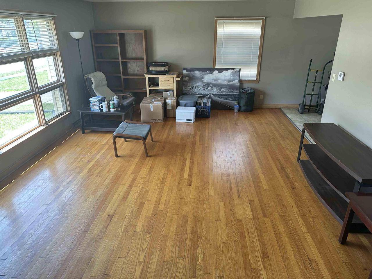 Saint Francis, WI 53235,2102 E Howard AVENUE #04