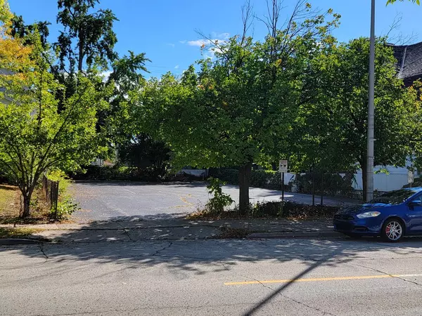 16 S 81ST STREET, West Allis, WI 53214