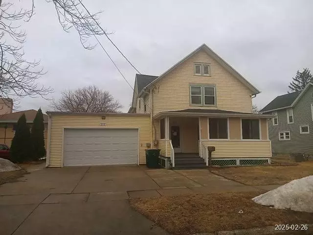 233 S Water STREET E, Fort Atkinson, WI 53538