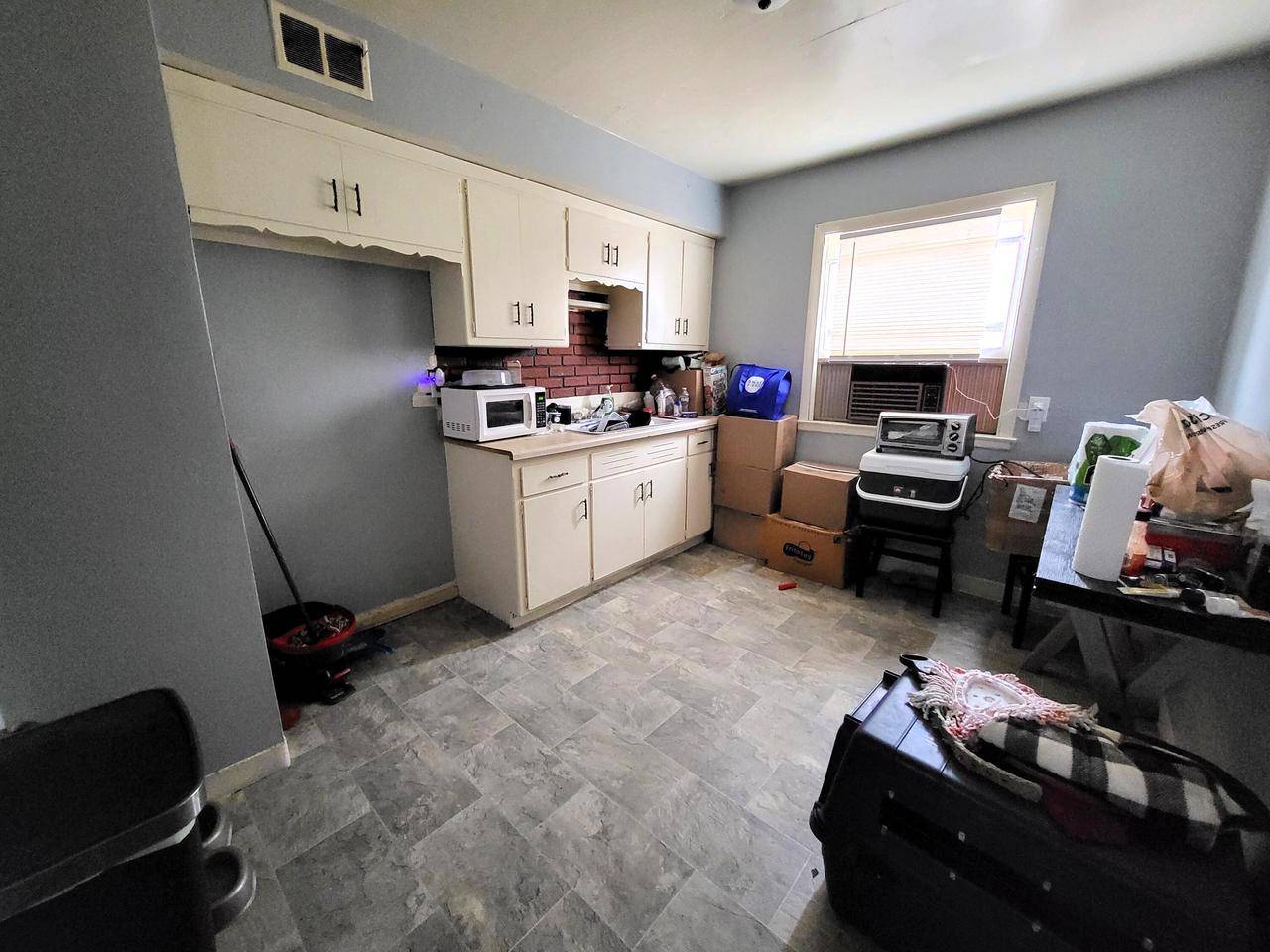 Milwaukee, WI 53218,6600 W Carmen AVENUE #6602