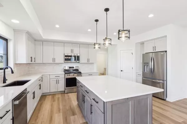 Waukesha, WI 53189,1617 White Deer TRAIL