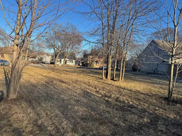 Milwaukee, WI 53209,5767 N 39TH STREET