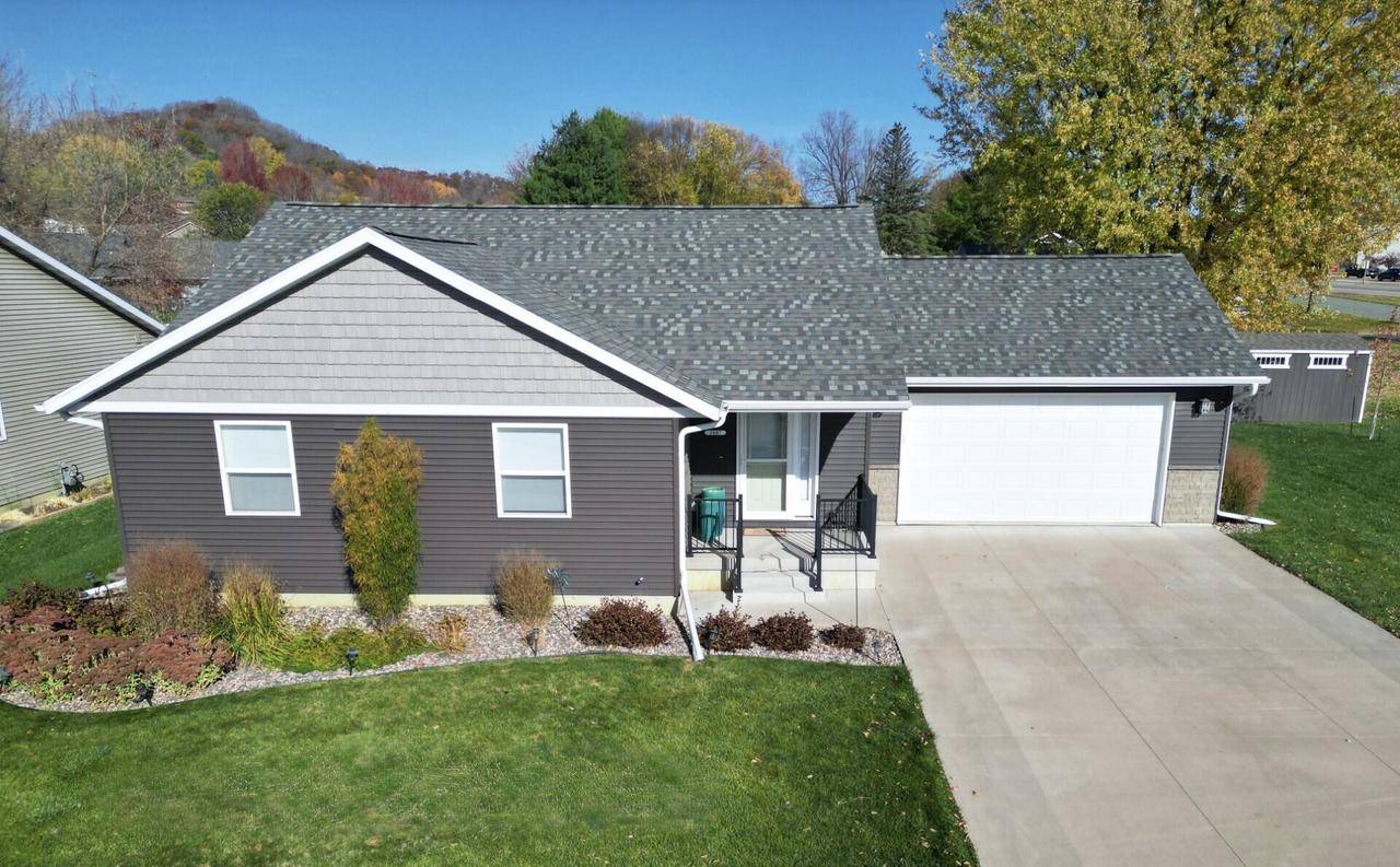 3807 Emerald DRIVE E, Onalaska, WI 54650