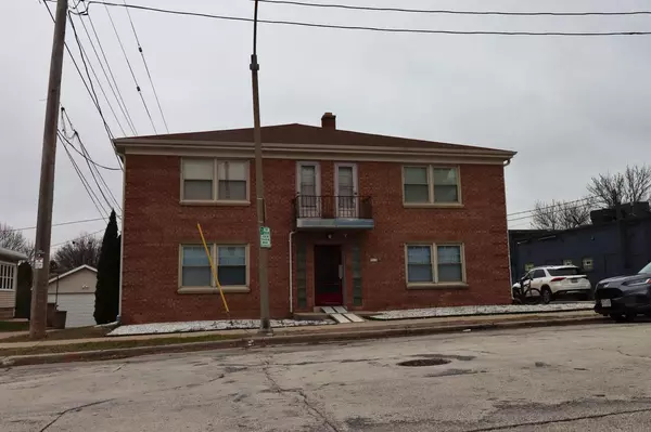 2312 N 71st STREET, Wauwatosa, WI 53213