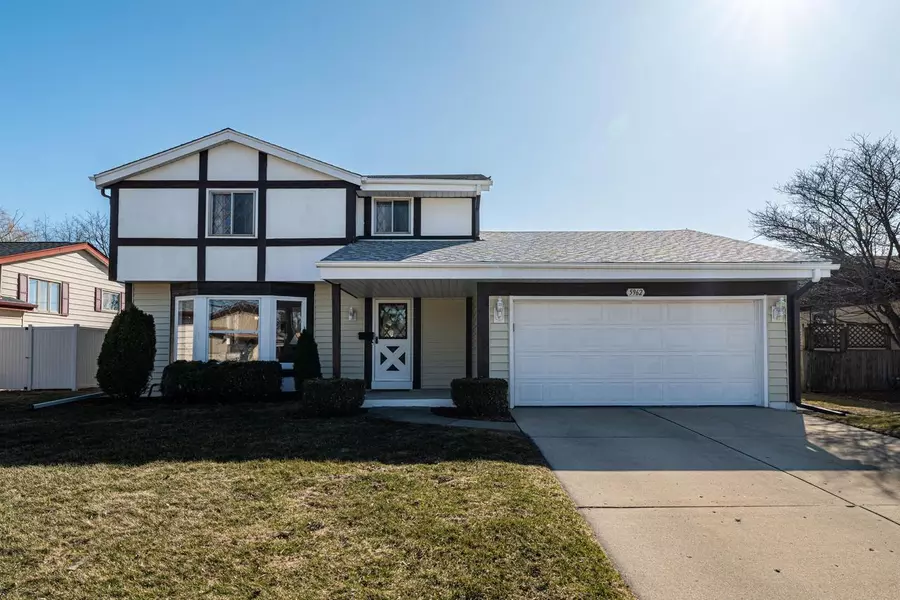 5962 S Robert AVENUE, Cudahy, WI 53110