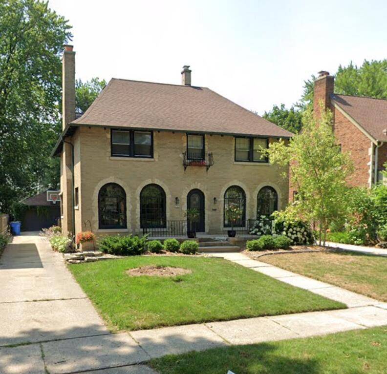 4743 N Woodburn STREET, Whitefish Bay, WI 53211