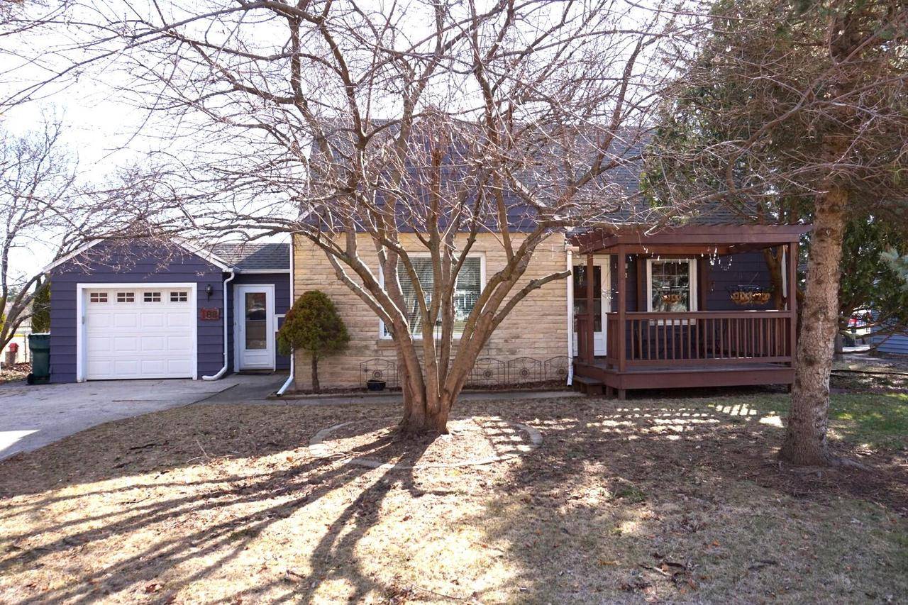 188 N Dries STREET, Saukville, WI 53080