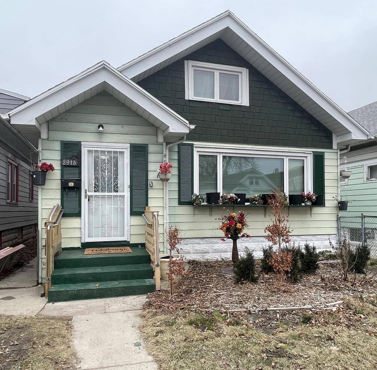 Milwaukee, WI 53206,3915 N 23rd STREET