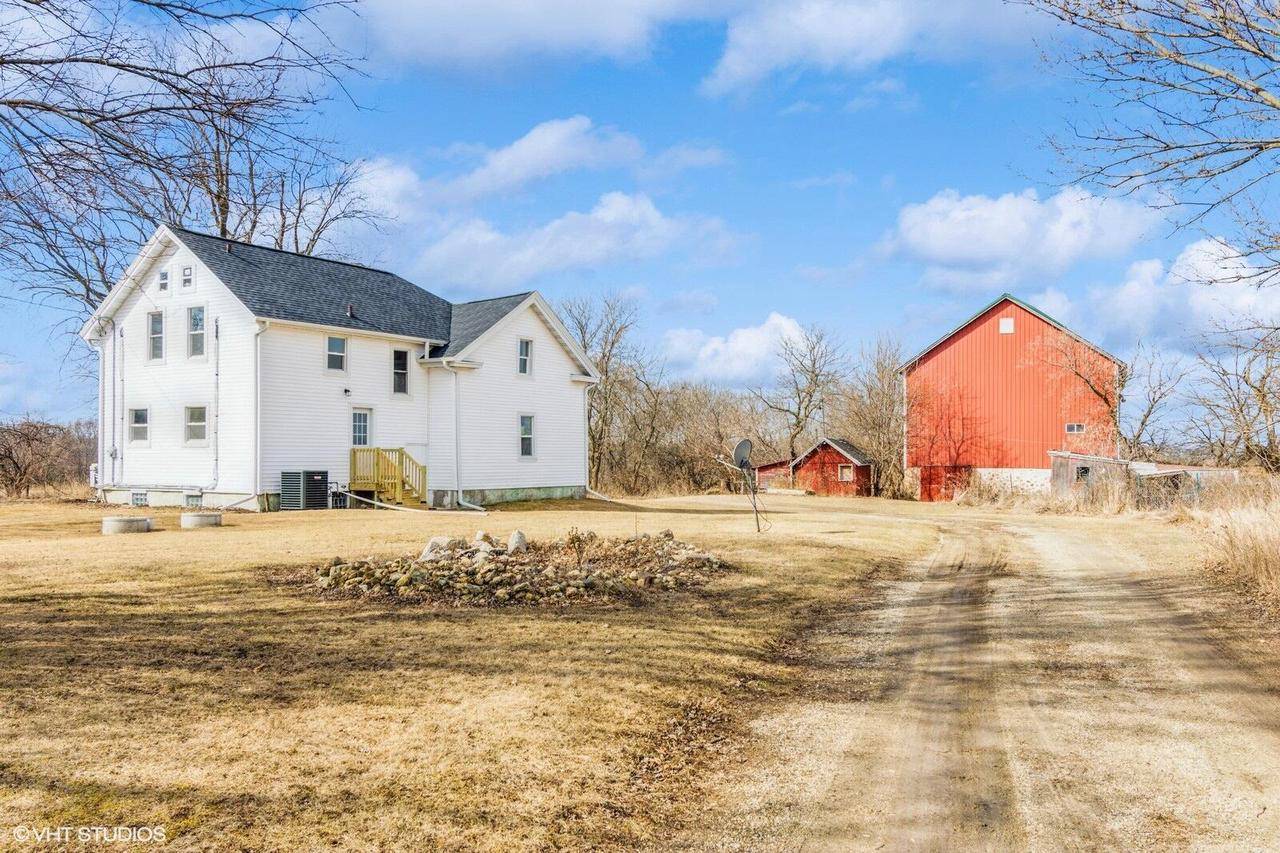 Jackson, WI 53037,3741 Division ROAD